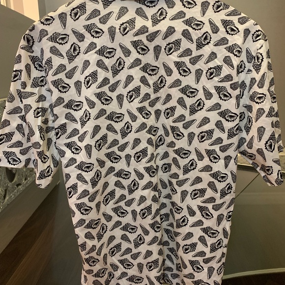 Versace sea shell polo - Picture 3 of 4